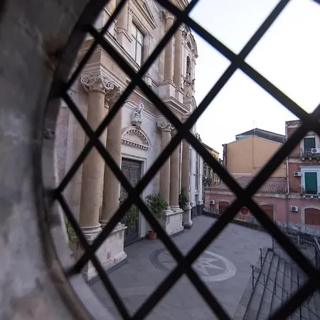 Il Sacrato Di Casa Loreto *